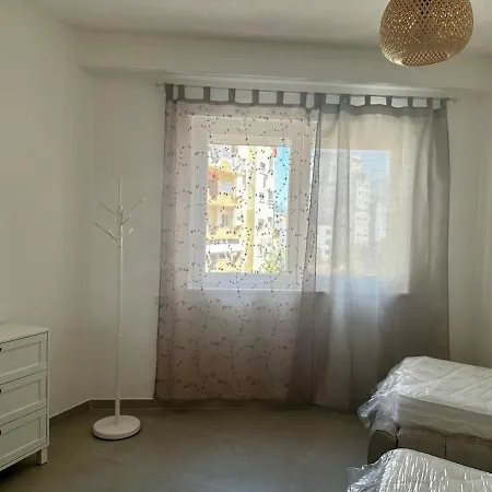 Lady Sunshine B&b- Center Apartment Tirana