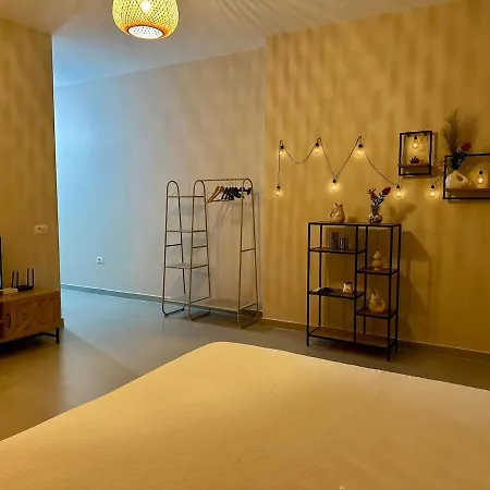 Lady Sunshine B&b- Center Apartment
