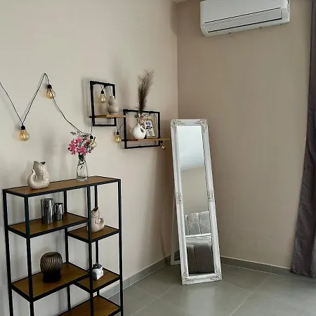 Lady Sunshine B&b- Center Apartment